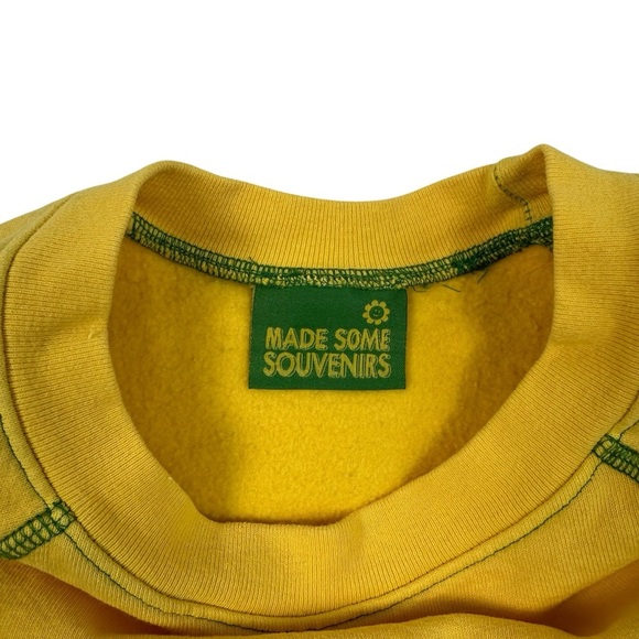 Made Some Souvenirs Cotton Crewneck Sweatshirt – Yellow La Sagrada Familia NWOT - Picture 5 of 9